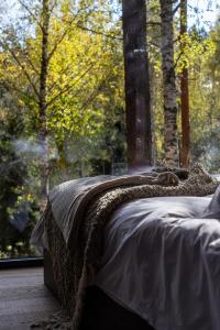 Luxury Forest Cabin with Hot Tub