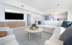 Phoenix Gulf Towers 1208