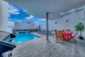 Villa Mariña- Heated pool