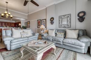 The Inn At Crystal Beach #103