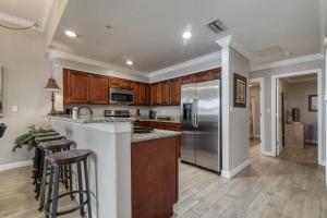 The Inn At Crystal Beach #103b