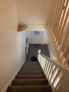 Convenient Northolt Home Near Tube & Parking