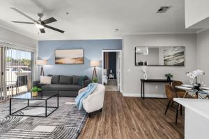 2BR Getaway near Thompson Peak with Pool & Parking