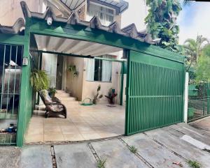 Casa verde 4 quartos