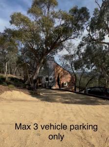 Remote mountaintop observatory