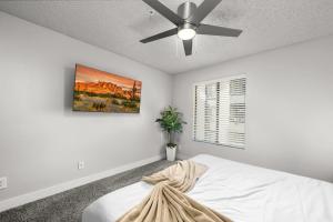 Comfortable ASU-Area 2BR with Pool Outdoor Grills & WiFi