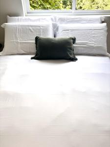 Ipanema - 2a Quadra da Praia - 2qt 5 pessoas - Reformado