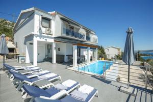 My Dalmatia - Sea view Apartment Masha