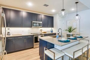 8 Mi to Beach! Stylish Palm Coast Home with Patio