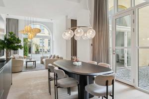 Luxury Stay by Freetown & Canals