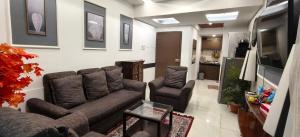 6th floor 1BHK Close to BKC