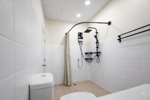 Caesars Corner 2 Bedroom House Entire Place