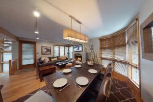 1382 Empire Mountain Ski Home by SkyRun Park City