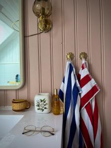 Authentic top floor pearl in the city Center