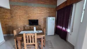 Cabaña centrica con camas individuales a 100m de la ruta