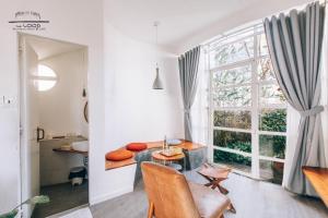 The LOOP Boutique Hotel & Café