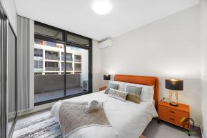 2BR Luxury Condo near Darling Harbour