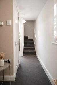 Free Breakfast For Stays Until End Of January Birmingham City Centre 2 bed PadPad