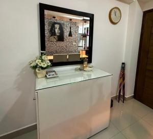 Oval View Residencies By C