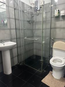 Oval View Residencies By C