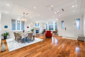 An Amazing StarHouse in Westside Vancouver