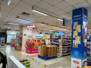 Luxury 2-bedroom serviced apartment in the center of Ho Chi Minh City