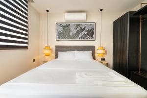 Luxury 2-bedroom serviced apartment in the center of Ho Chi Minh City