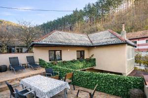 Londof Villa with panoramic view