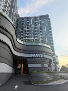 Arise Chiang Mai High Floor Pool Luxury Condo Free Pool Gym Monthly Rental 1 Bedroom 15F