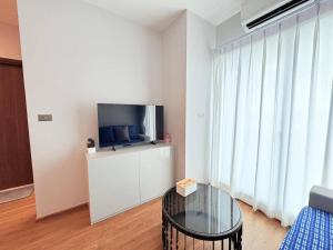 Arise Chiang Mai High Floor Pool Luxury Condo Free Pool Gym Monthly Rental 1 Bedroom 15F