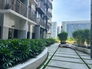 Casa Bella at S Residence, Near SM Mall of Asia