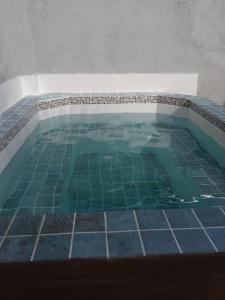 Casa de temporada - PISCINA, FOGÃO A LENHA E CHURRASQUEIRA