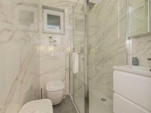 Tranquil Country Villa in Naklice