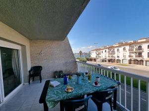 Luminoso apartamento de 2 dormitorios cerca de la playa de Riells - HISP-236-197