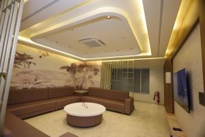 Hotel The Crown Inn Jhunjhunu