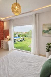 Luxury Villa with Pool & Garden5km from Cabo