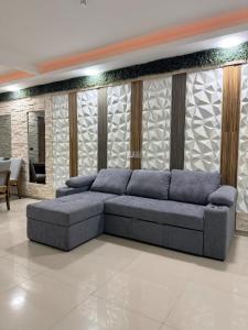 Modern apartment with pool and 24 7 security