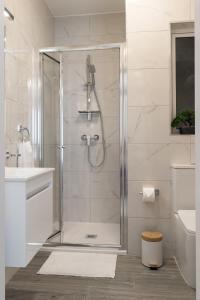 Discover Modern Luxury by the Sea