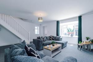 4 BDR House By Eason Stays Short Lets St Helens