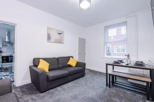 4 BDR House By Eason Stays Short Lets Atherton