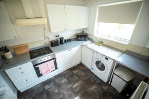 Three BR House By Eason Stays Short Lets Lowestoft