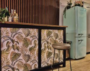 Designer Apt with Jacuzzi Terrace