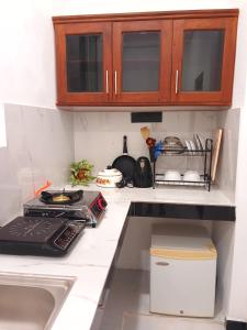 River Side Holiday Inn