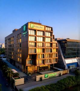 Holiday Inn Kolkata Airport by IHG