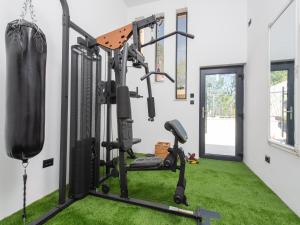 Villa Florinda with Pool near Split