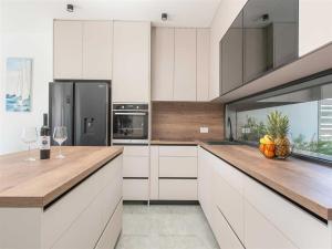 Holiday Oasis with hydromassage pool