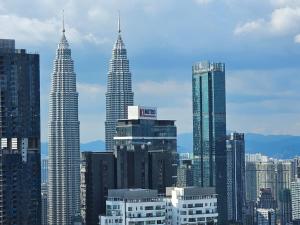 Bukit Bintang Agile 400m to TRX DualKey 2-7pax