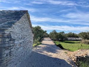 Island Glamping for 4 with Jacuzzi