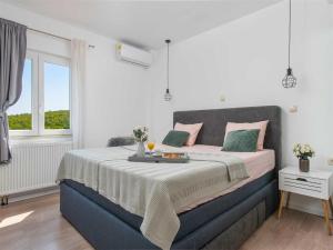 Peaceful Holiday Villa in Kladnjice