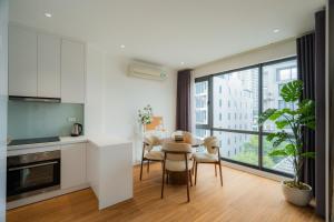 Mia Apartments by XÔI Residences